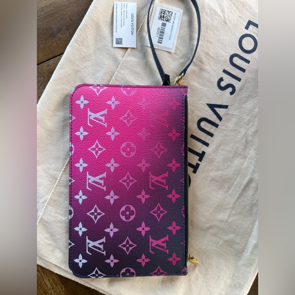 Louis Vuitton Neverfull MM & Pochette Midnight Fuchsia Spring in the City - Picture 8 of 10